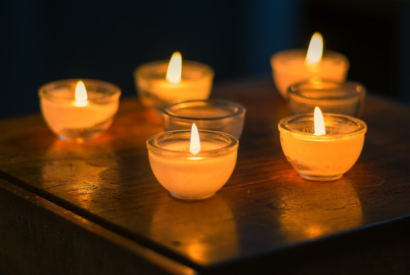 candles-on-table-768x416